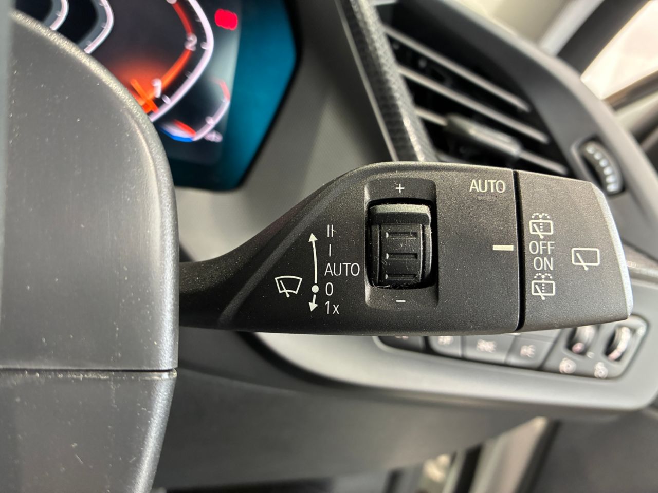 F40 118d Sports Hatch 5-door B47 2.0d