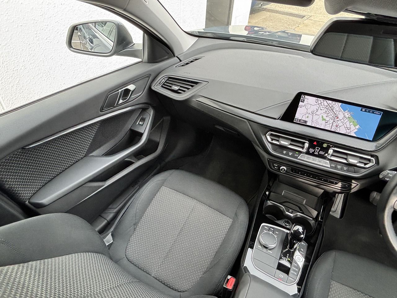F40 118d Sports Hatch 5-door B47 2.0d