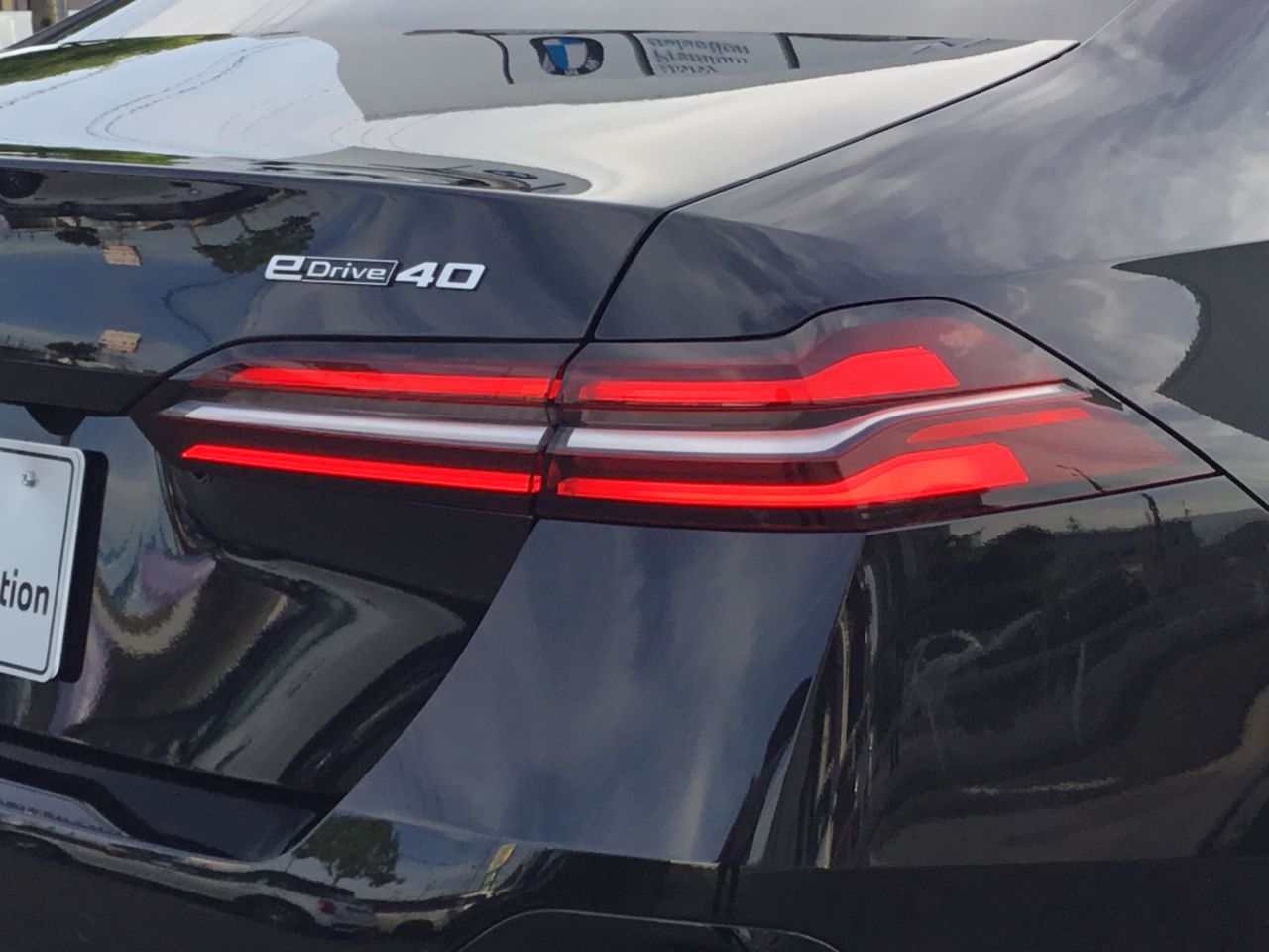 BMW i5 eDrive40 Sedan RHD