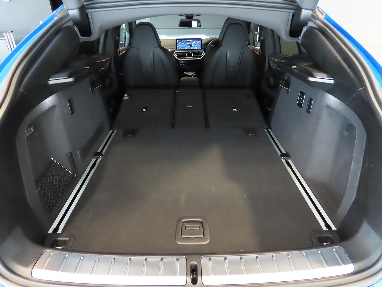 G02 X4 M40i RHD LCI