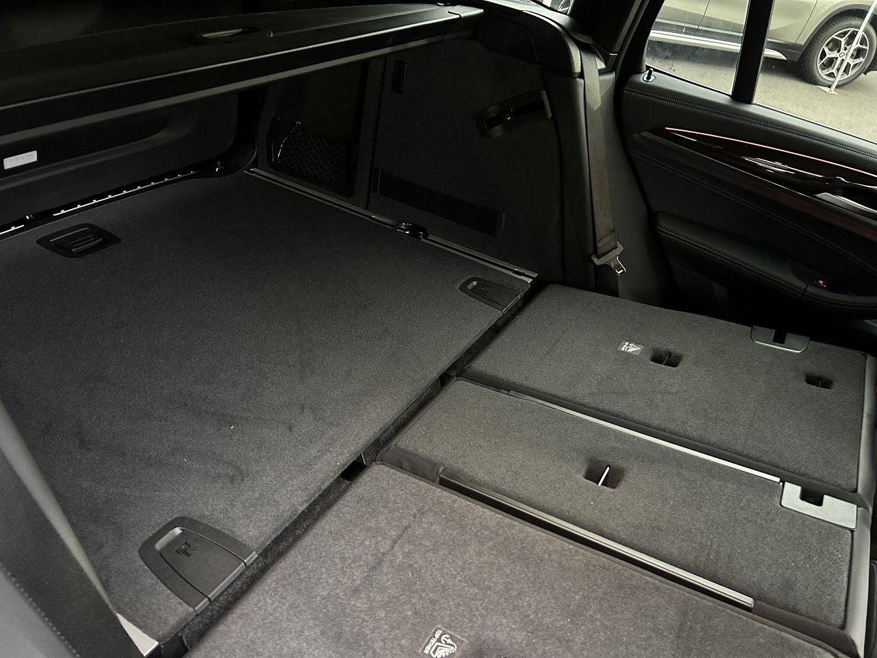 G01 X3 M40d RHD LCI ZA