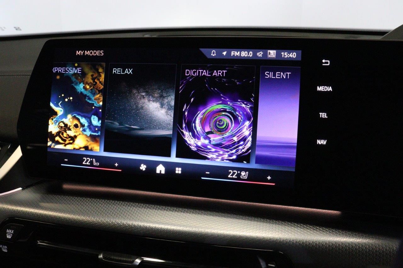 iX2 xDrive30 MSP