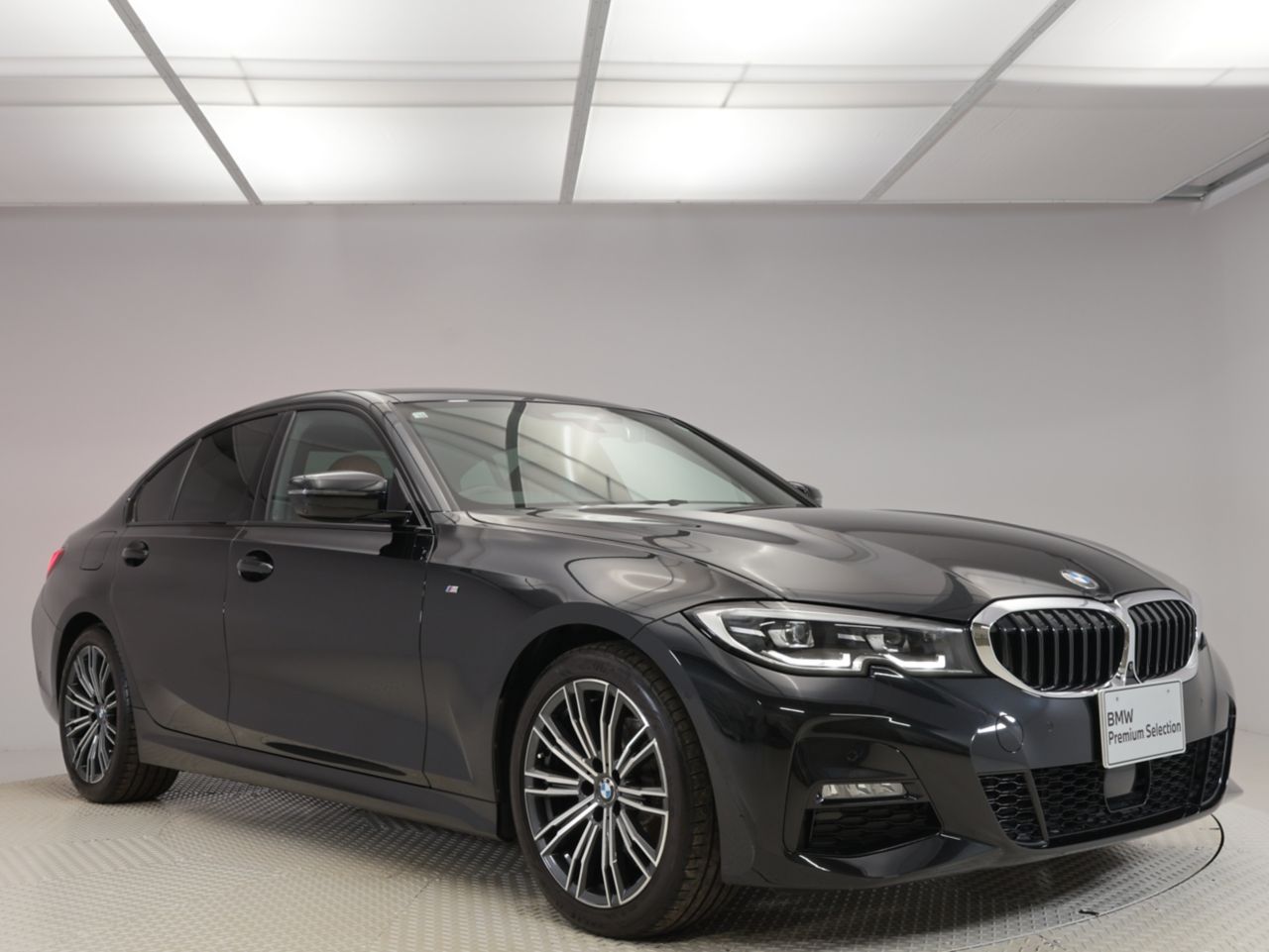 G20 320d xDrive RHD Saloon