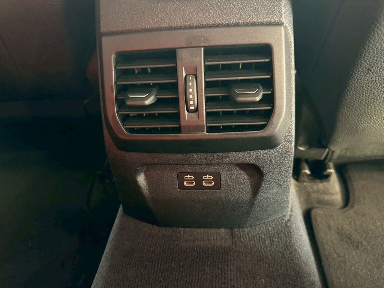 F4* **35i xDrive **** ***** B48 2.0i