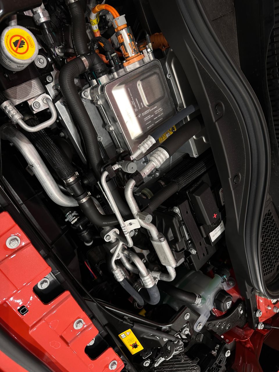 J05 MINI Aceman SE