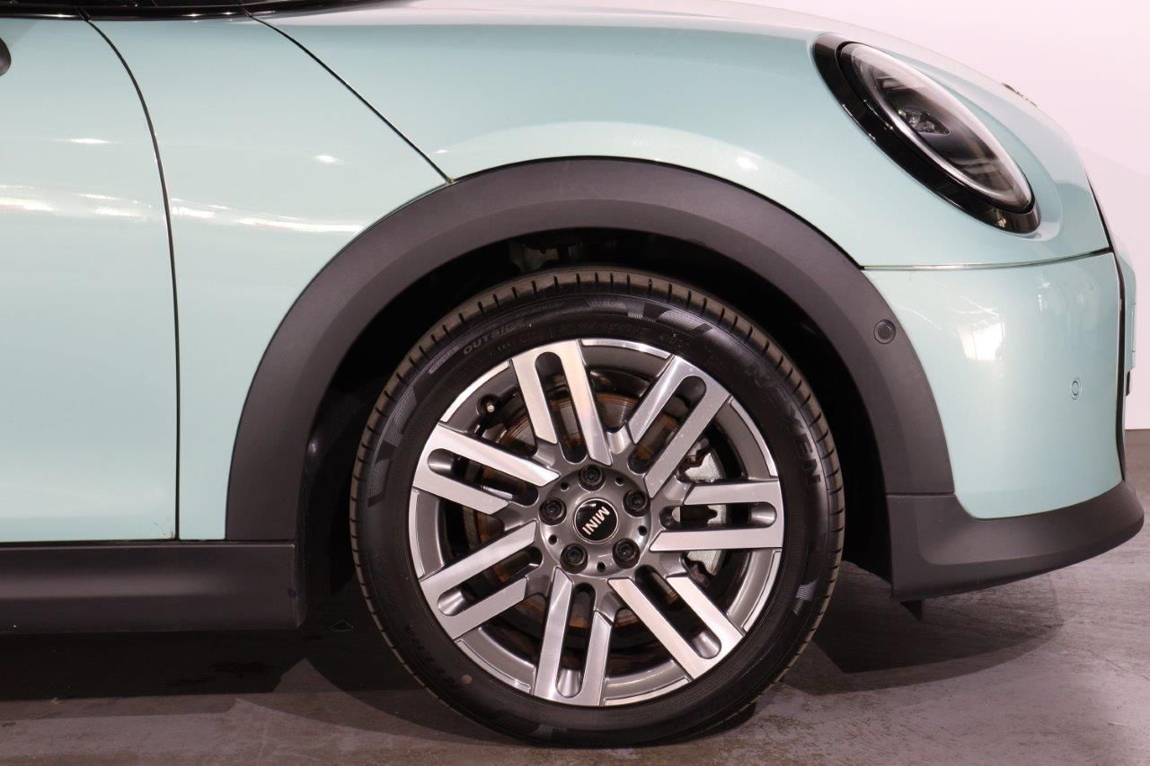 F66 MINI Cooper S 3Dr