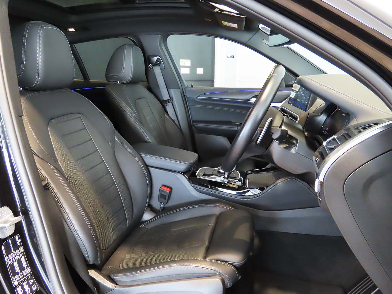 G02 X4 M40i RHD LCI