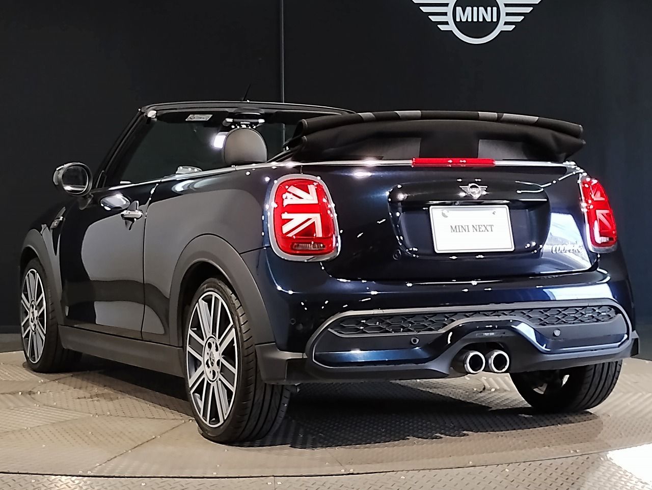 MINI Cooper S Convertible RHD