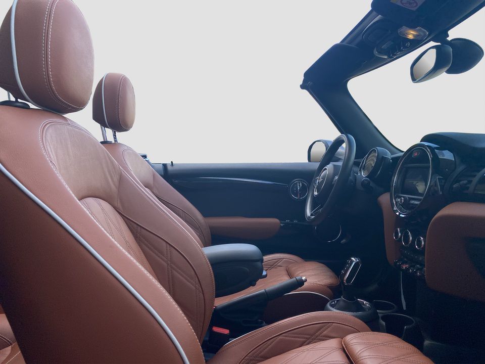 MINI Cooper Cabrio