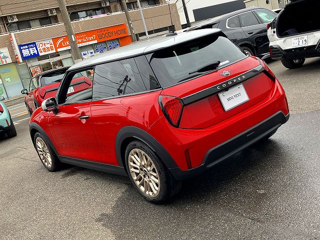 F66 MINI Cooper C 3Dr