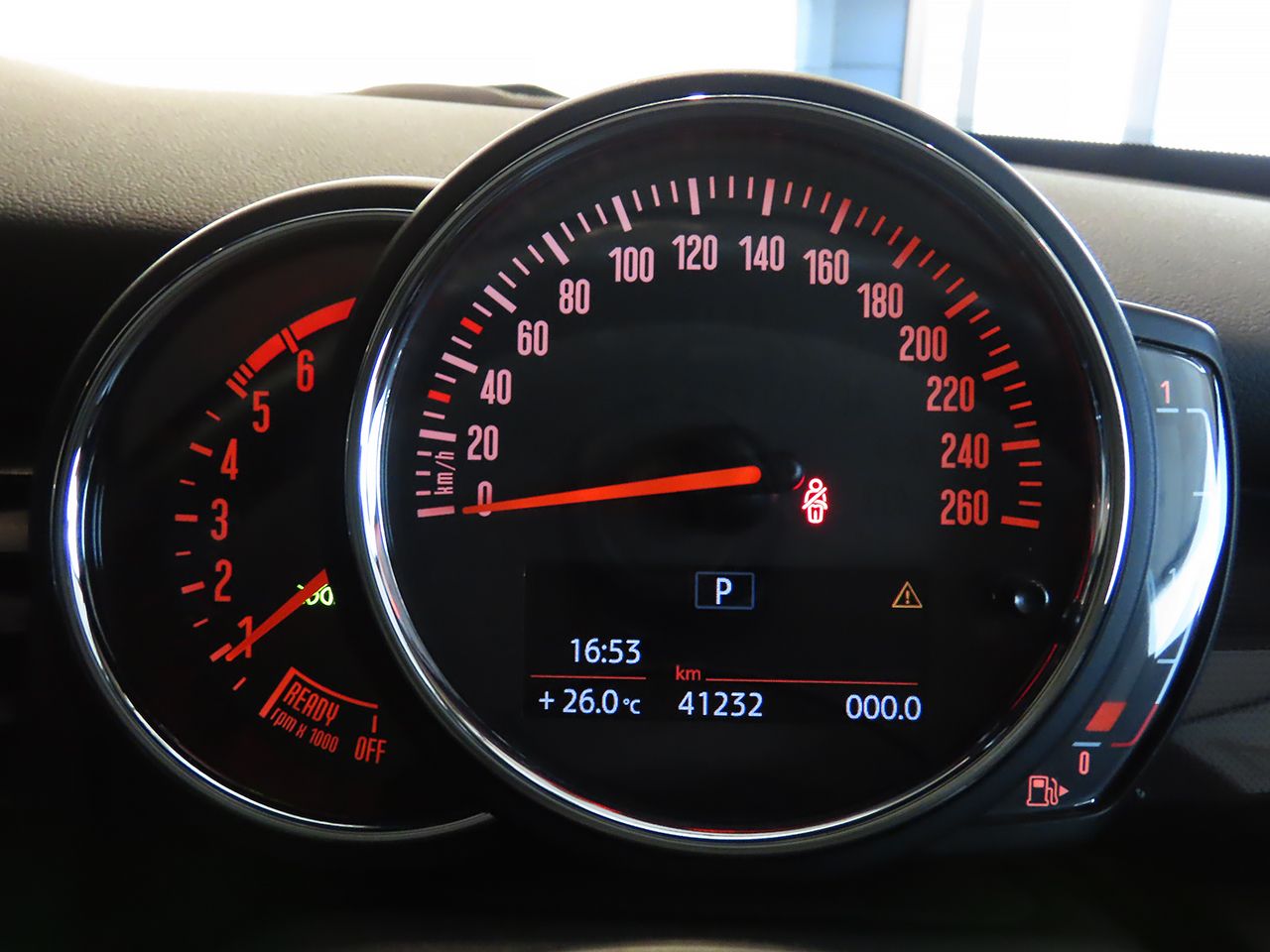 F55 COOPER S D(AT)