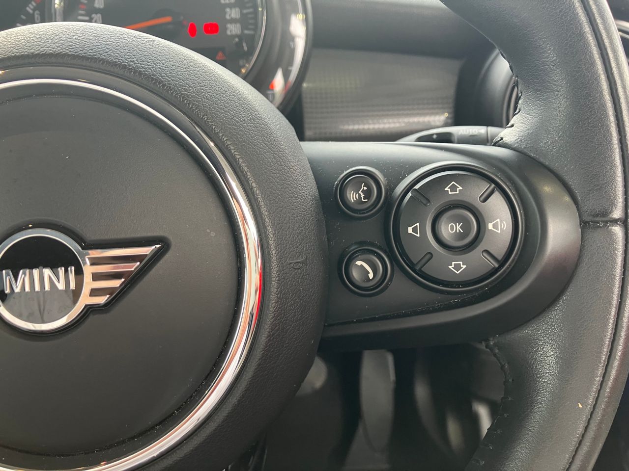 F55 MINI Cooper 5-Door Hatch LCI