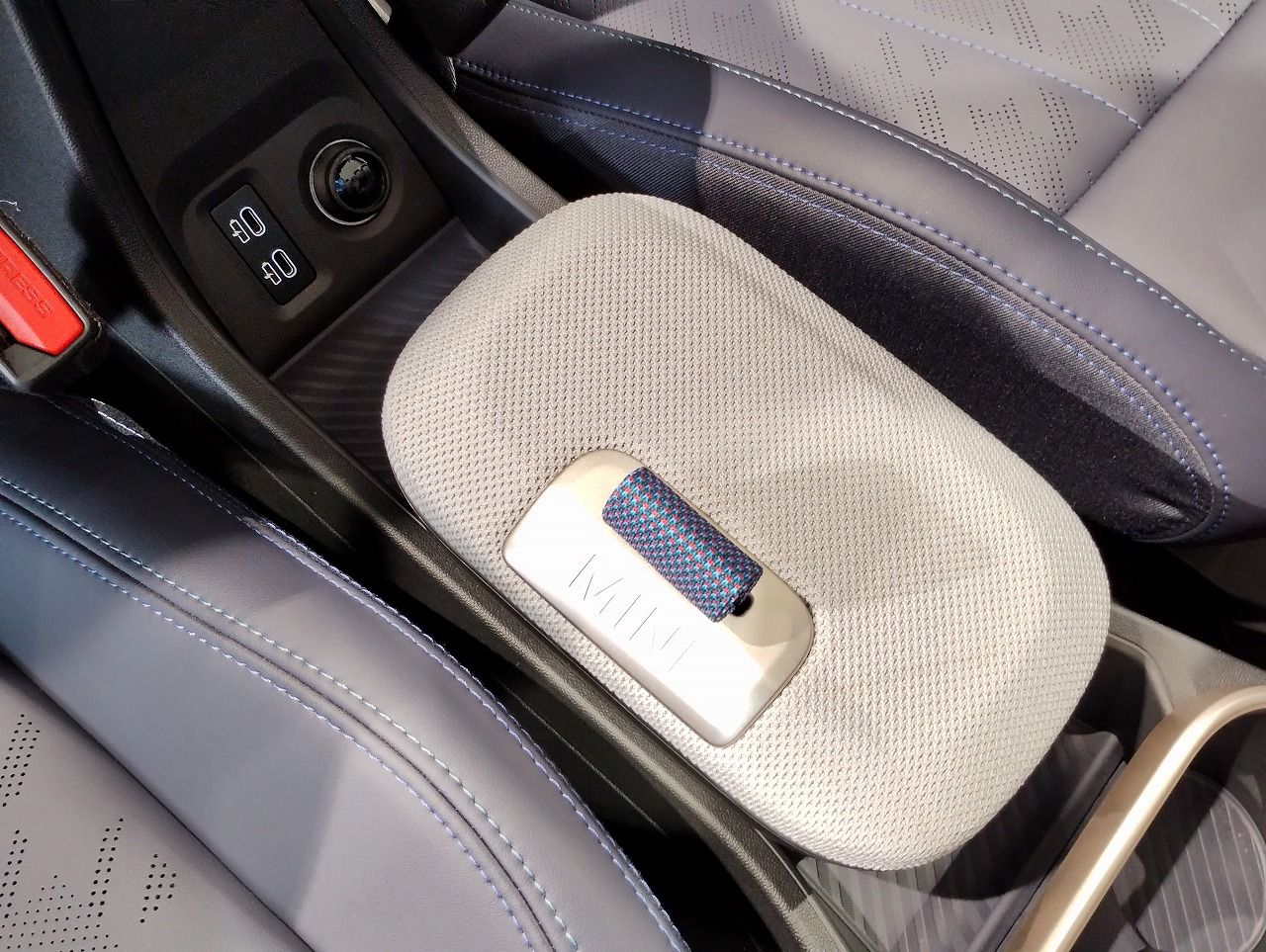 F67 MINI Cooper Convertible C