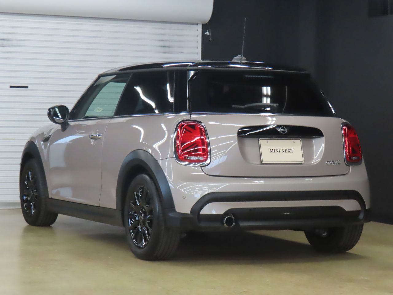 MINI Cooper F56 RHD