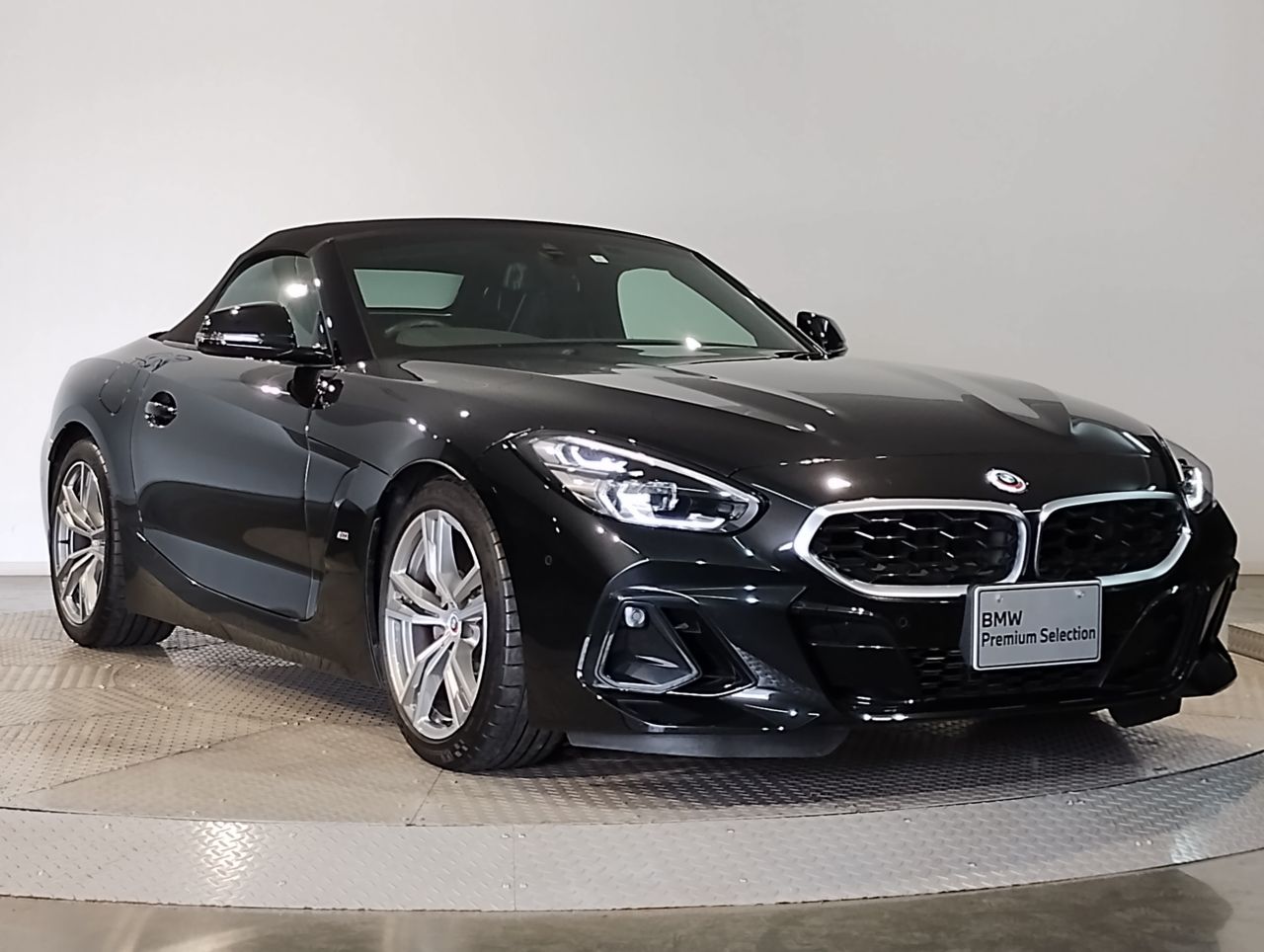 G29 z4 sDrive20i RHD