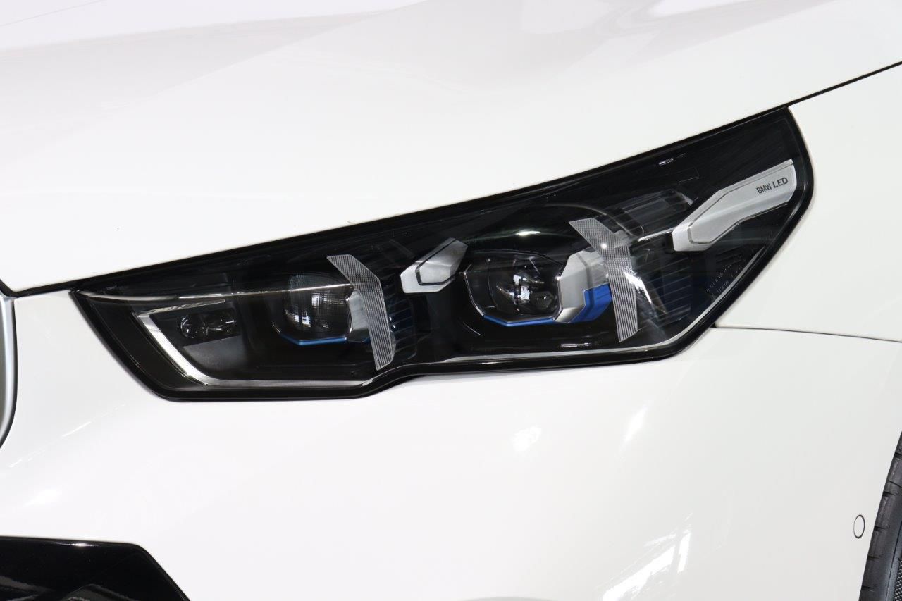 BMW i5 eDrive40 M Sport RHD