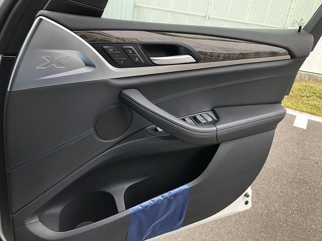 X3 20D