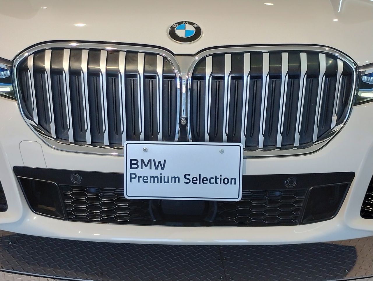 G12 740Li Saloon LCI