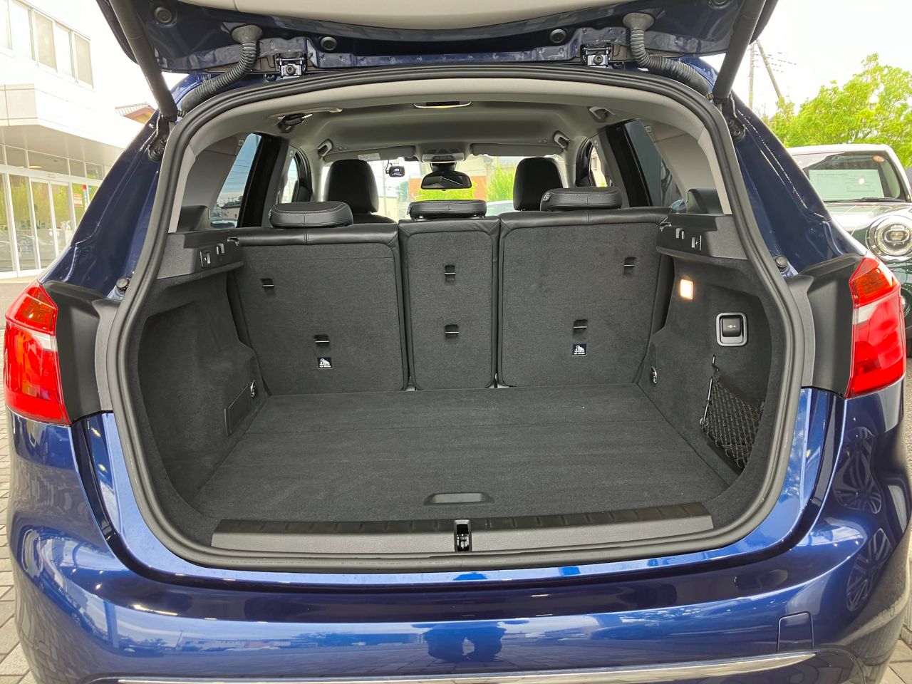 218D ACTIVE TOURER RHD