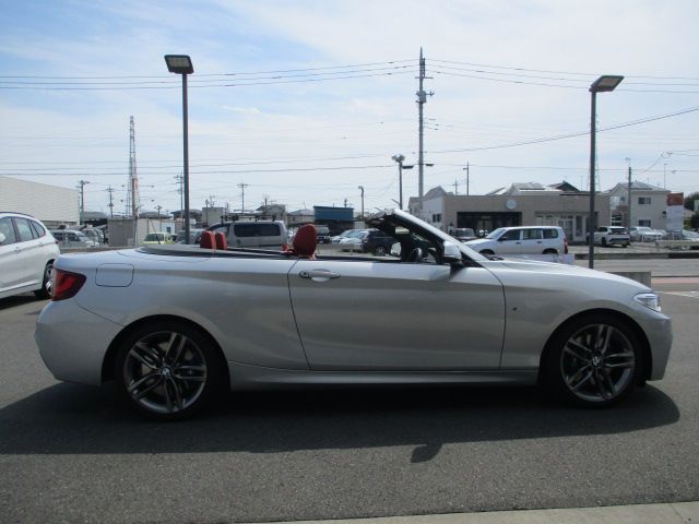 220I CABRIOLET RHD