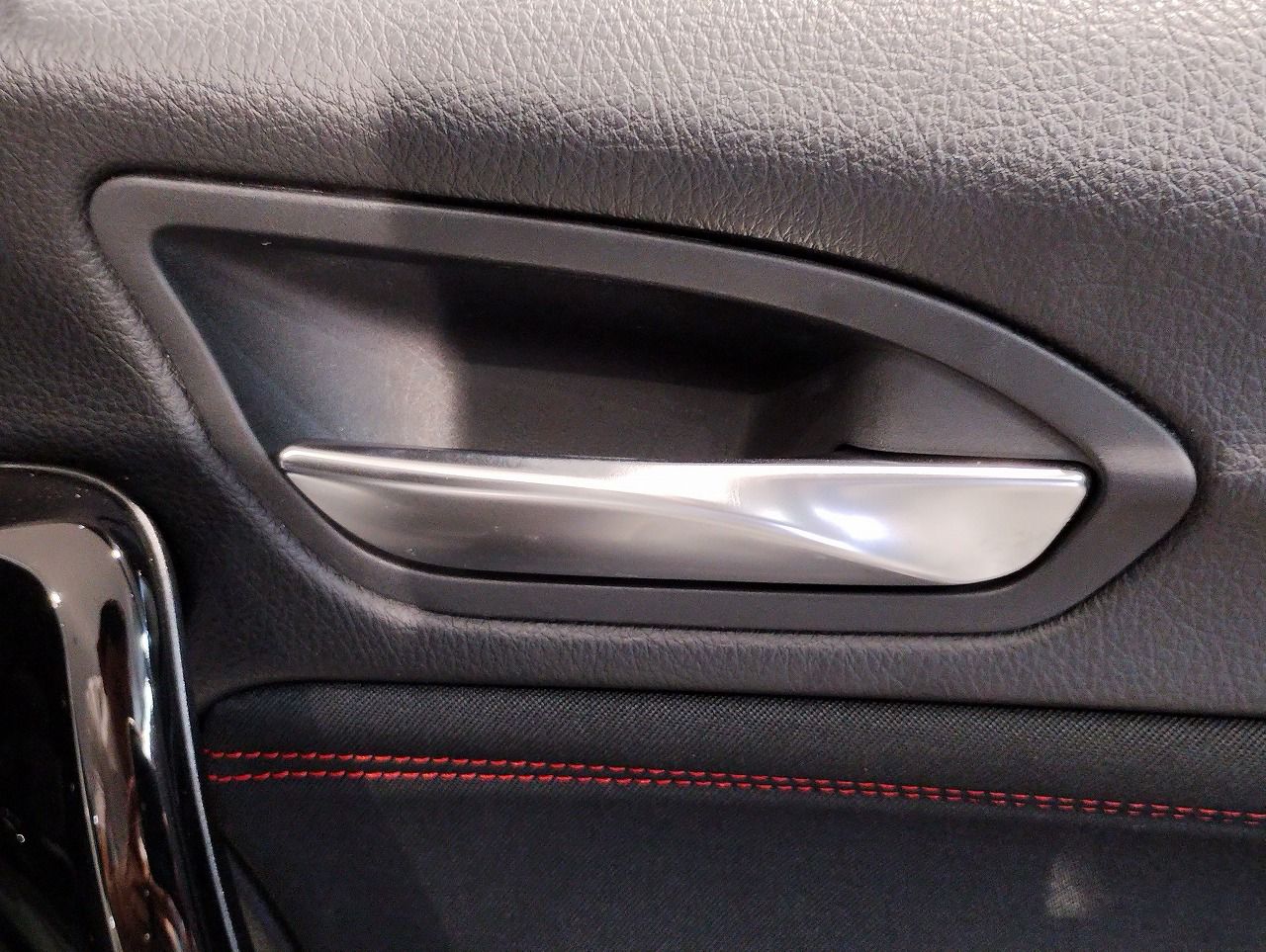 118D 5DOOR RHD