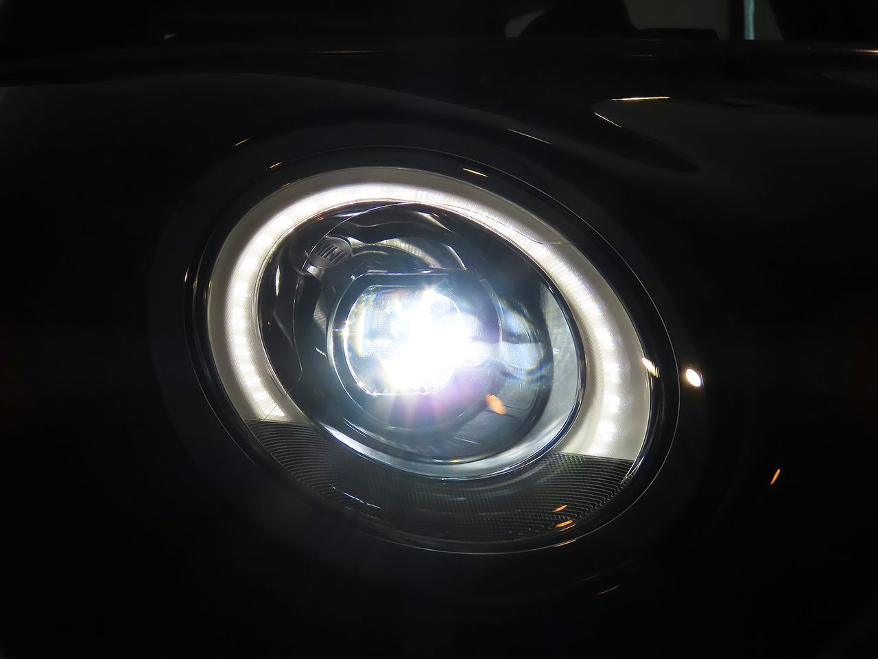 MINI CLUBMAN COOPER D