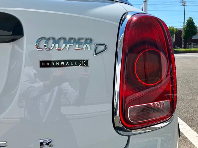 MINI CROSSOVER COOPER D