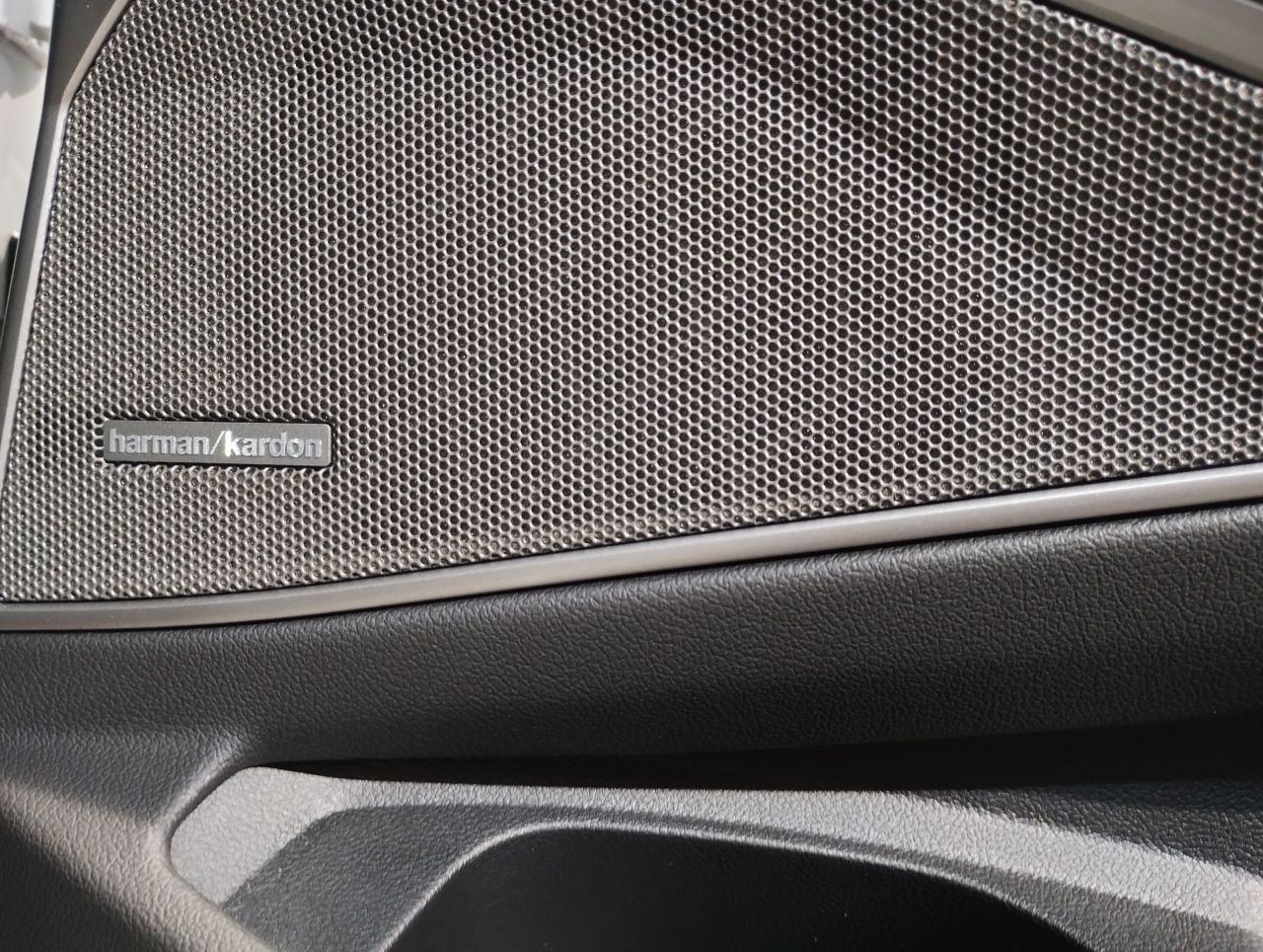G20 M340i xDrive Saloon RHD