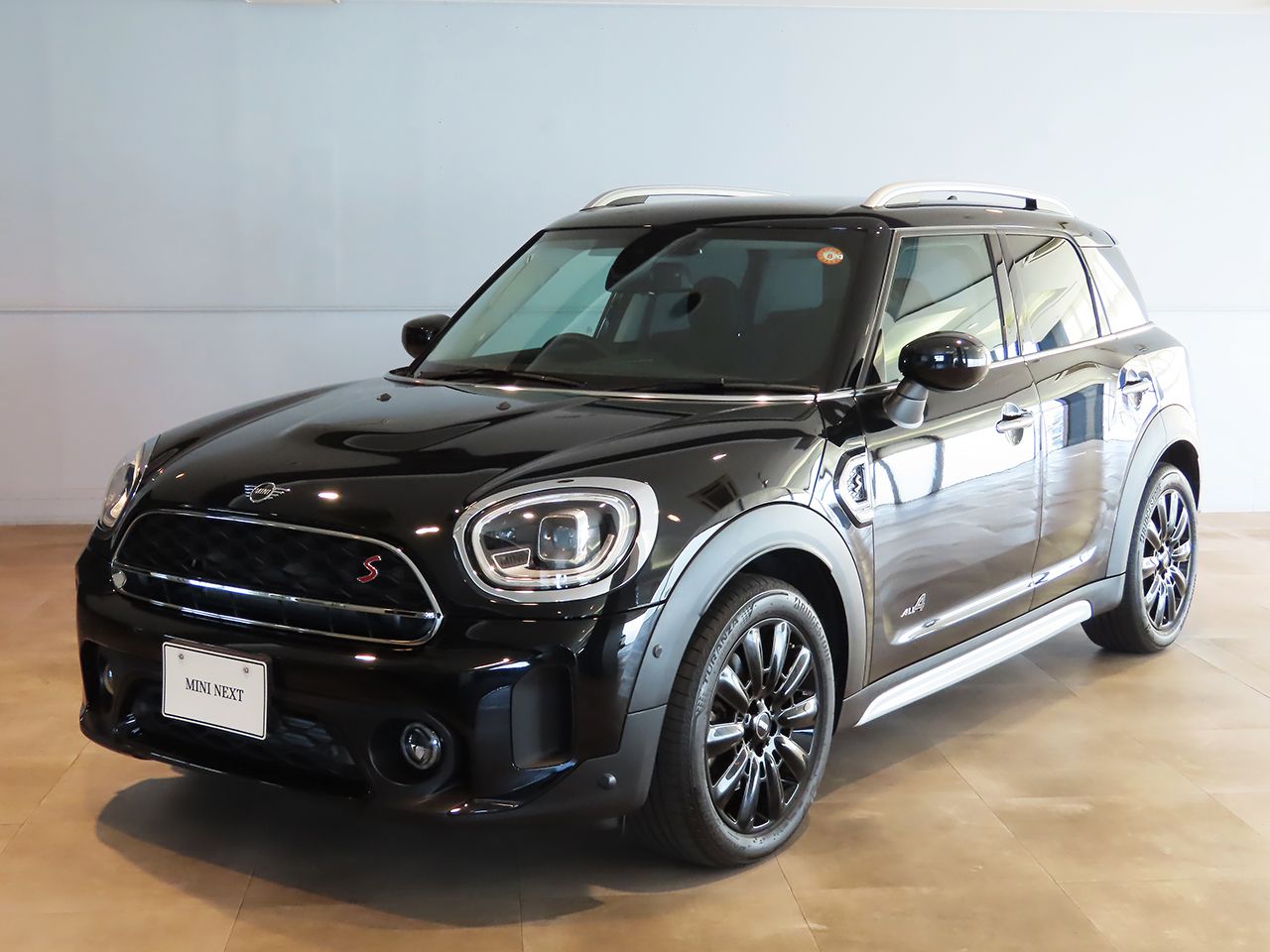 THE NEW MINI COOPER SD CROSSOVER ALL4.