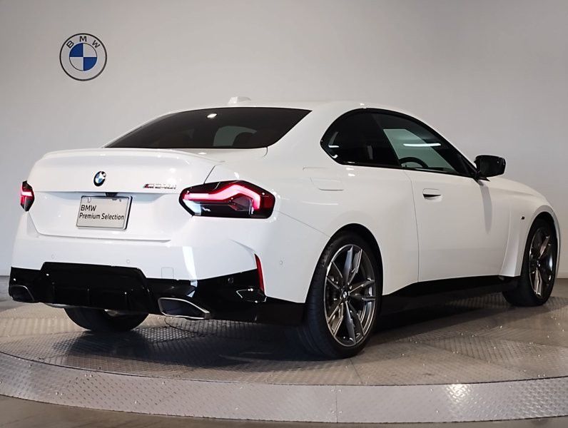 M240i xDrive Coupé RHD