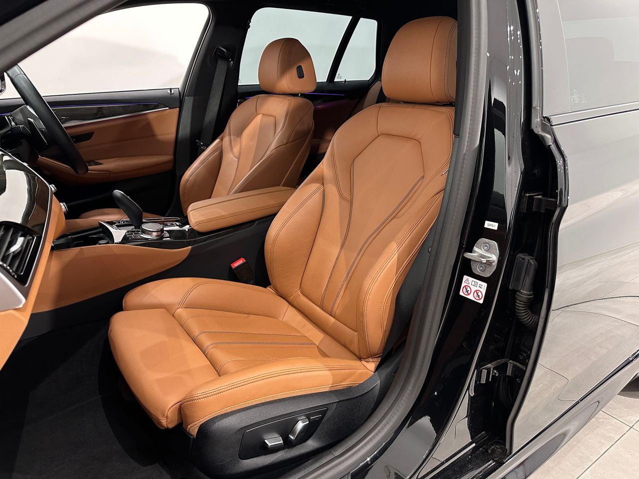 520d xDrive Touring RHD