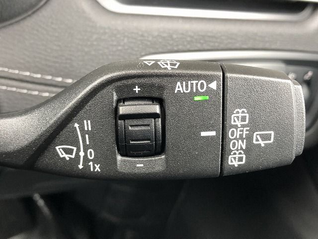 X1 sDrive18i RHD
