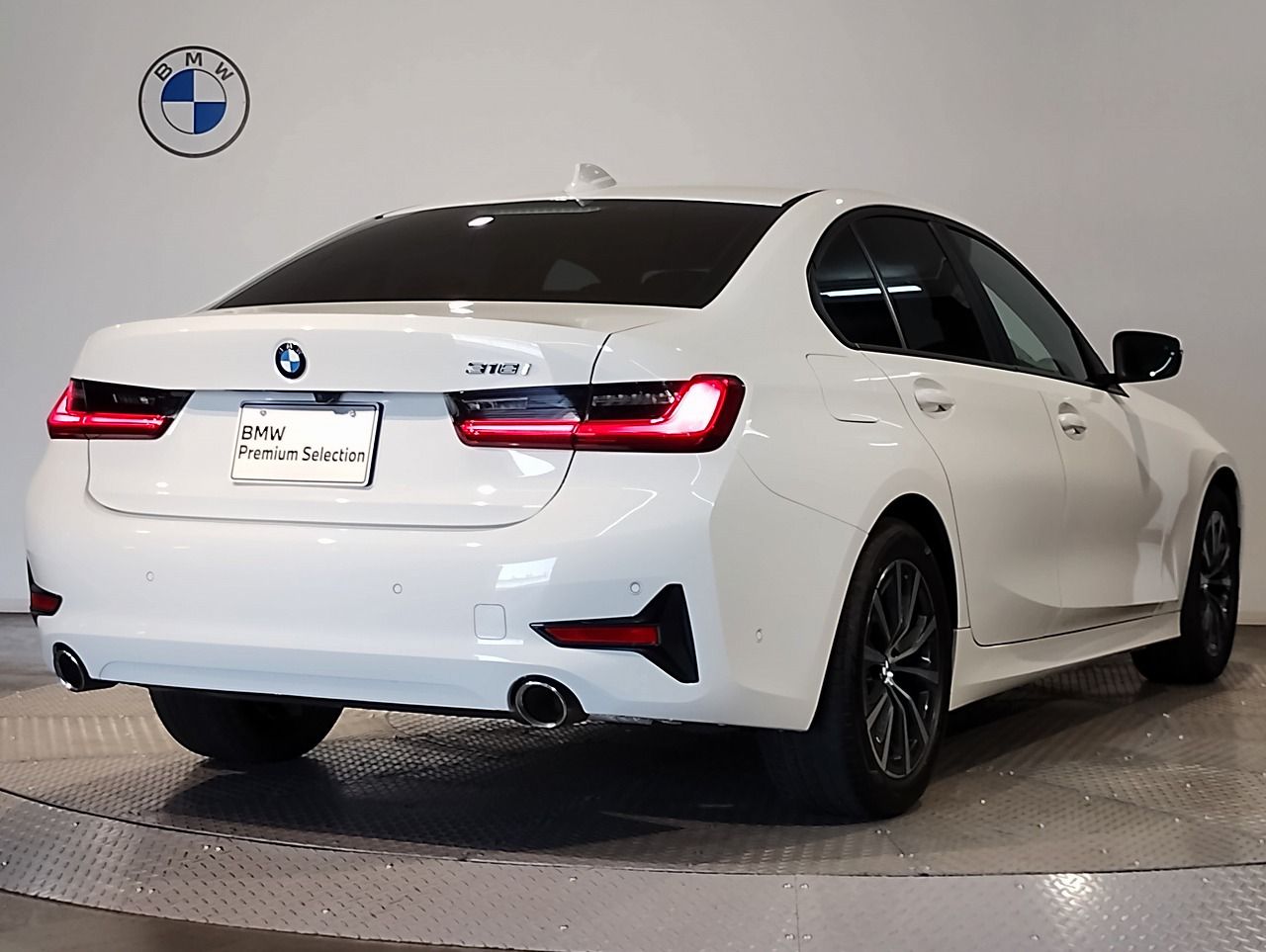 318i Berline RHD