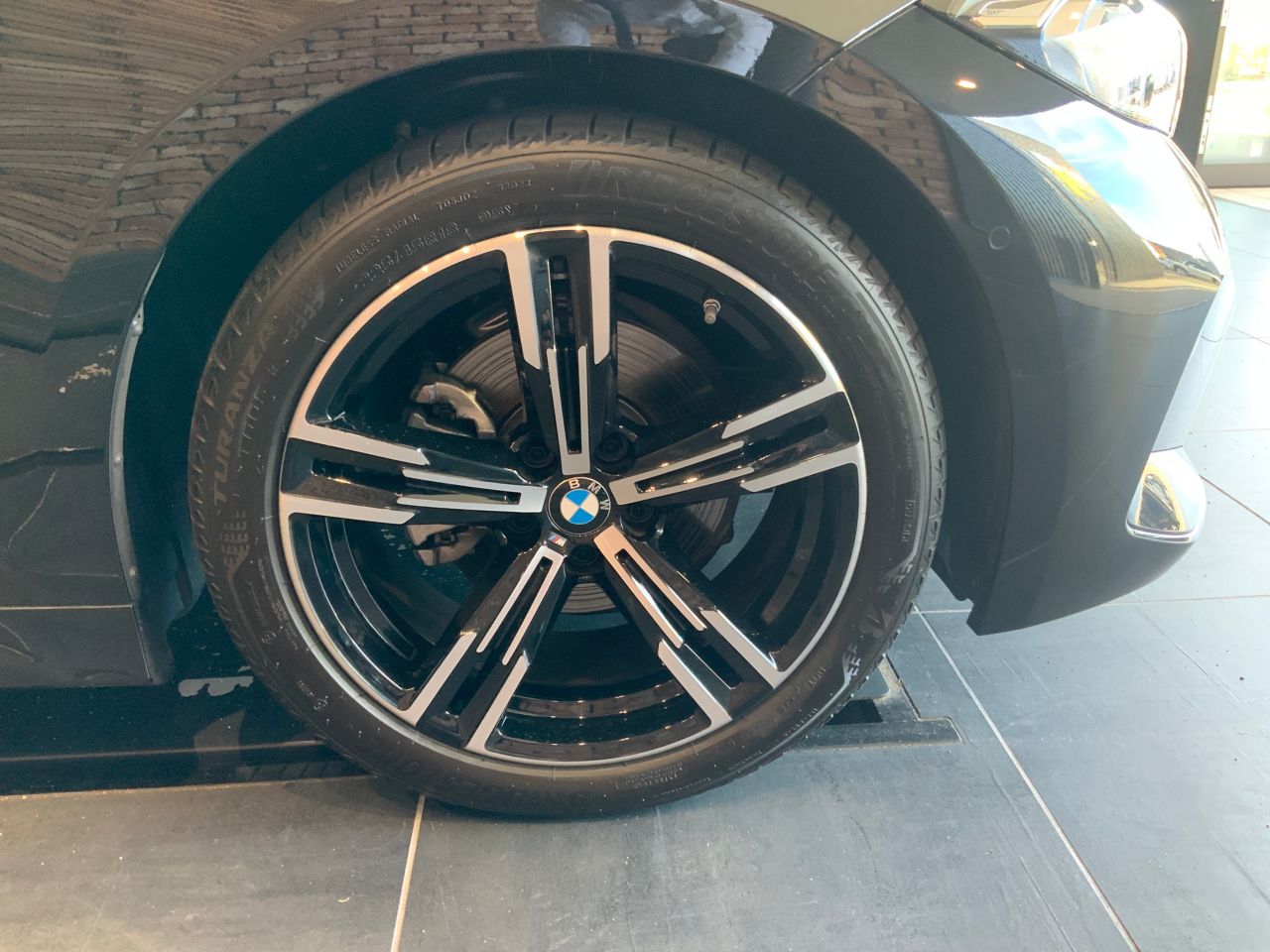320d xDrive Berline RHD