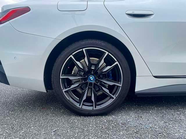 G26 i4 M50 RHD
