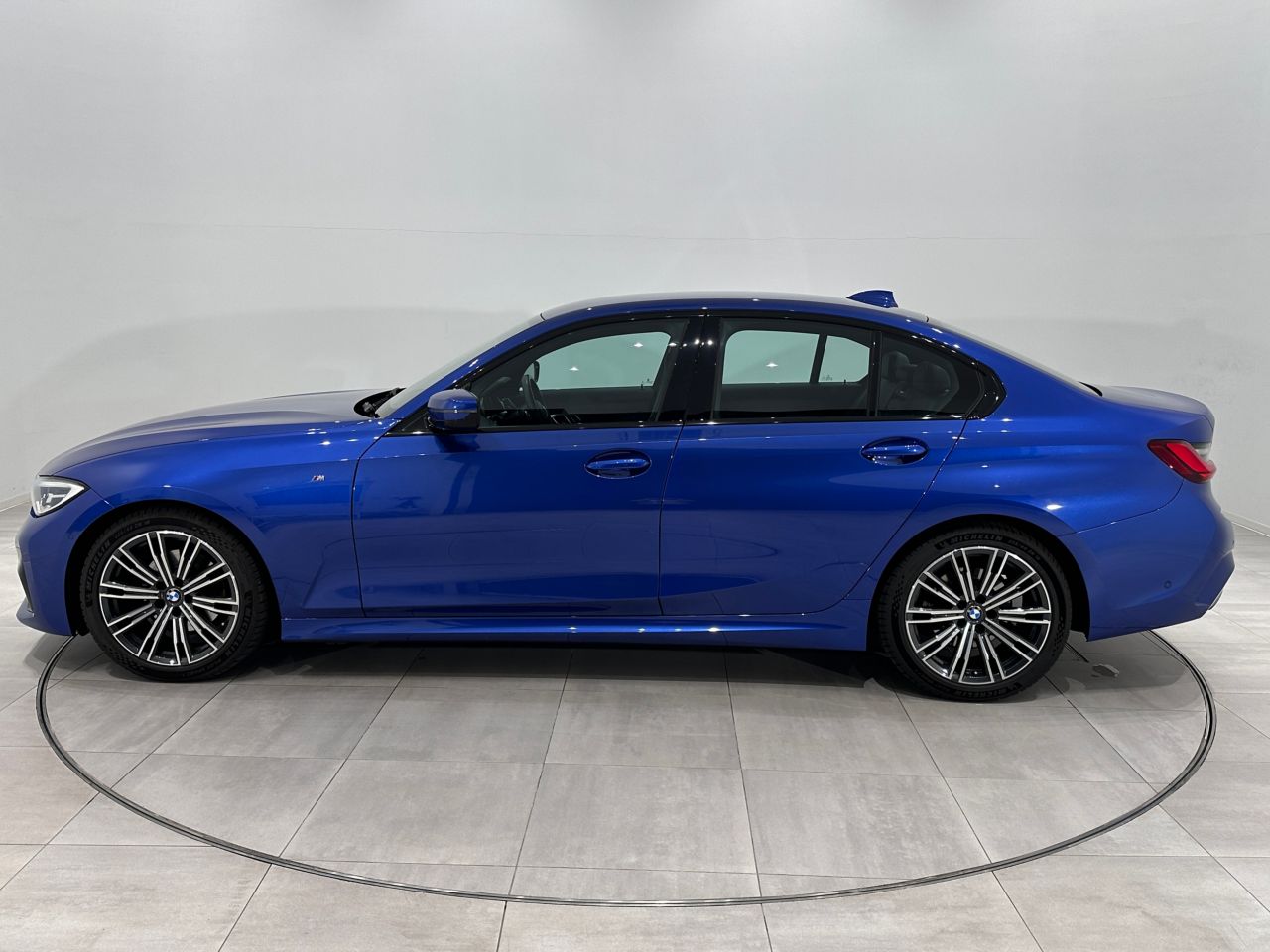 G20 320i Saloon RHD MX