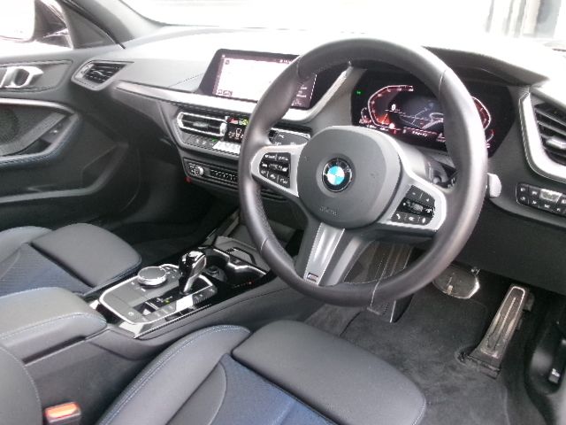 F40 118d Sports Hatch 5-door B47 2.0d