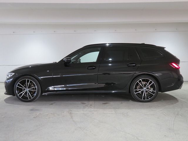 G21 320d xDrive Touring RHD