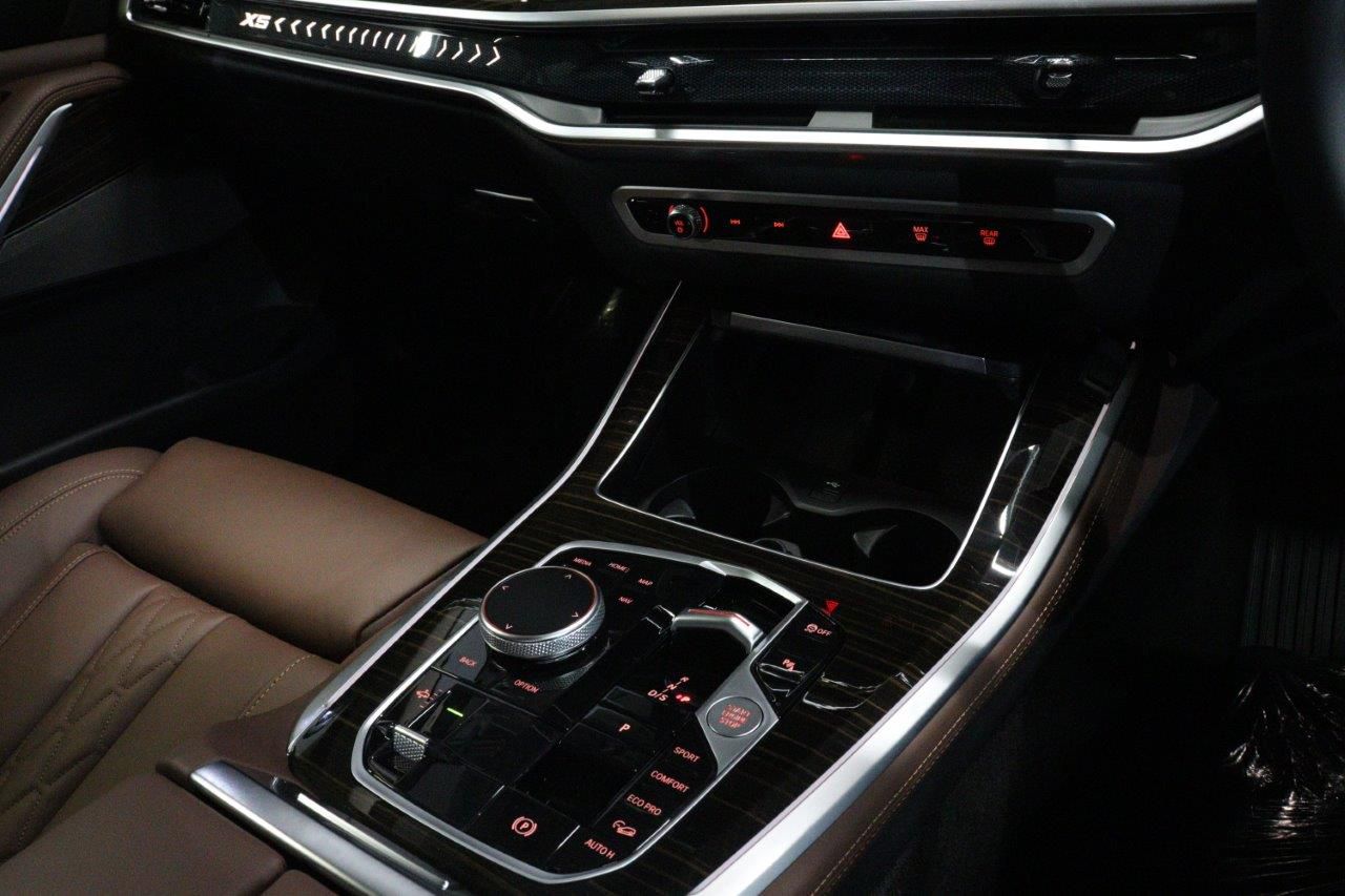 X5 xDrive30d RHD