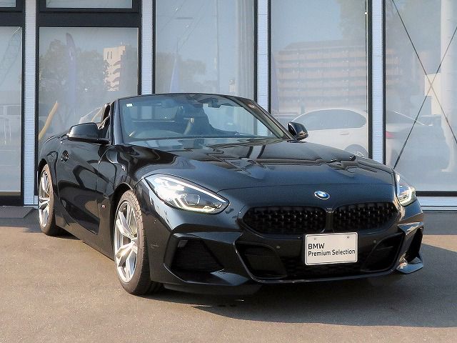 G29 z4 sDrive20i RHD