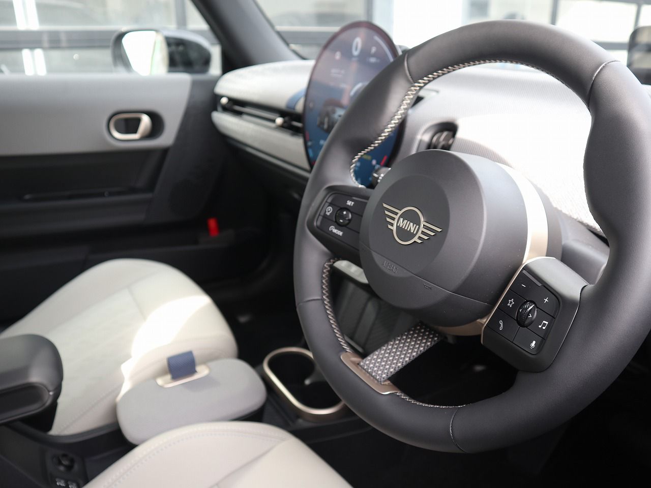 F66 MINI Cooper C 3Dr