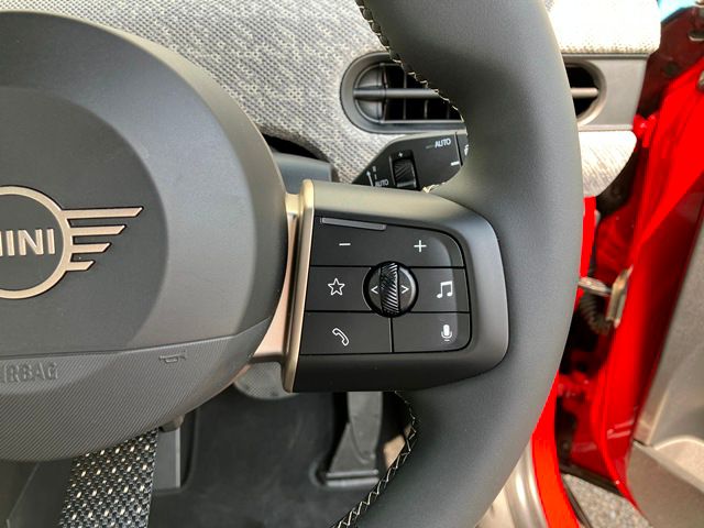 F66 MINI Cooper C 3Dr