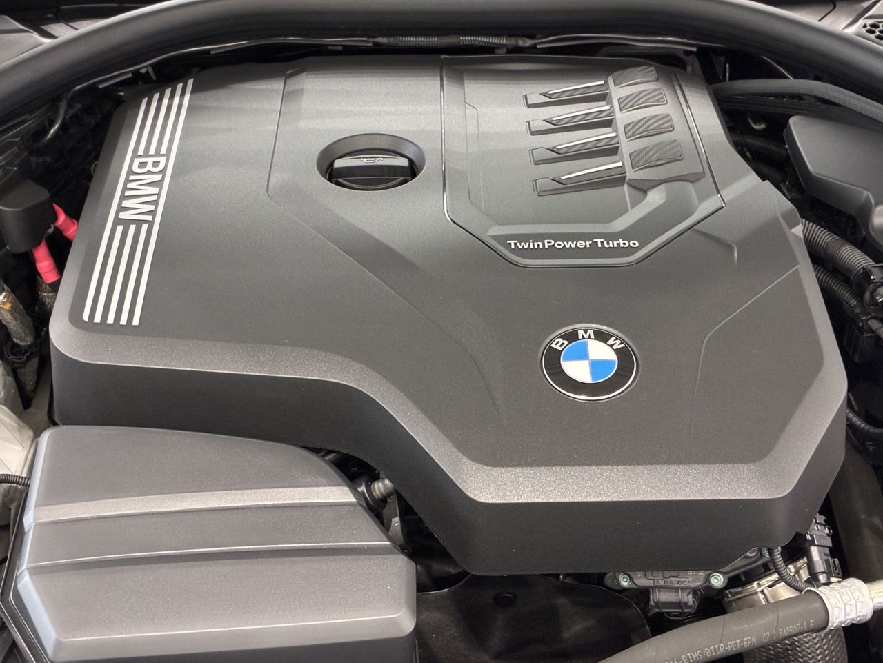 G20 320i Saloon LCI RHD MX