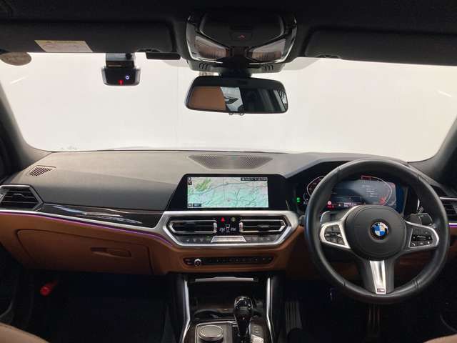 G20 320d xDrive RHD Saloon