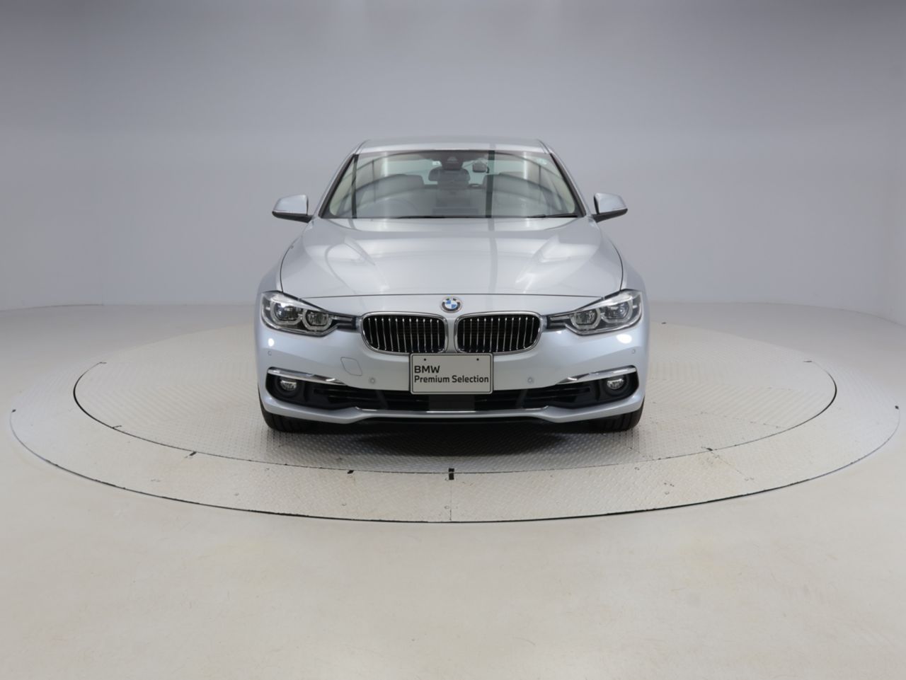 330E IPERFORMANCE SEDAN RHD