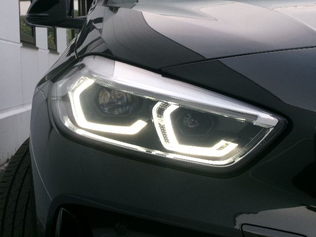 F40 118d Sports Hatch 5-door B47 2.0d