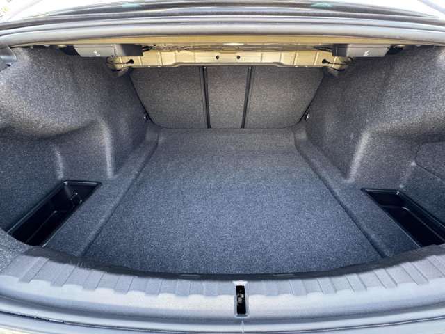 G20 320i Saloon RHD TU