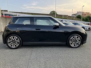J01 MINI Cooper SE