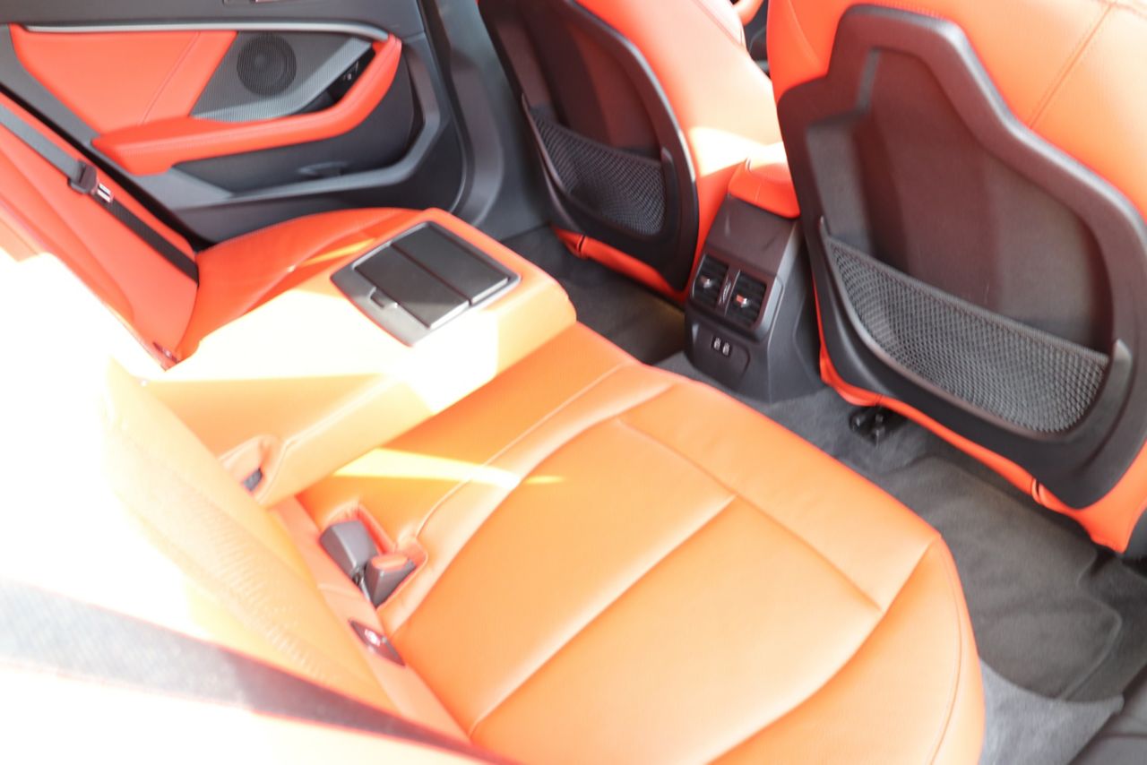 F40 118d Sports Hatch 5-door B47 2.0d