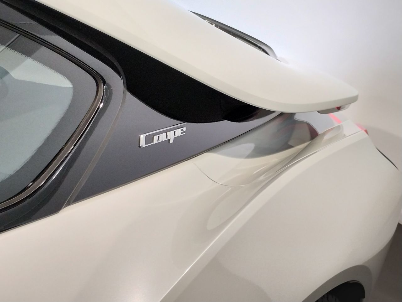 I12 i8 Coupe LCI B38 1.5i